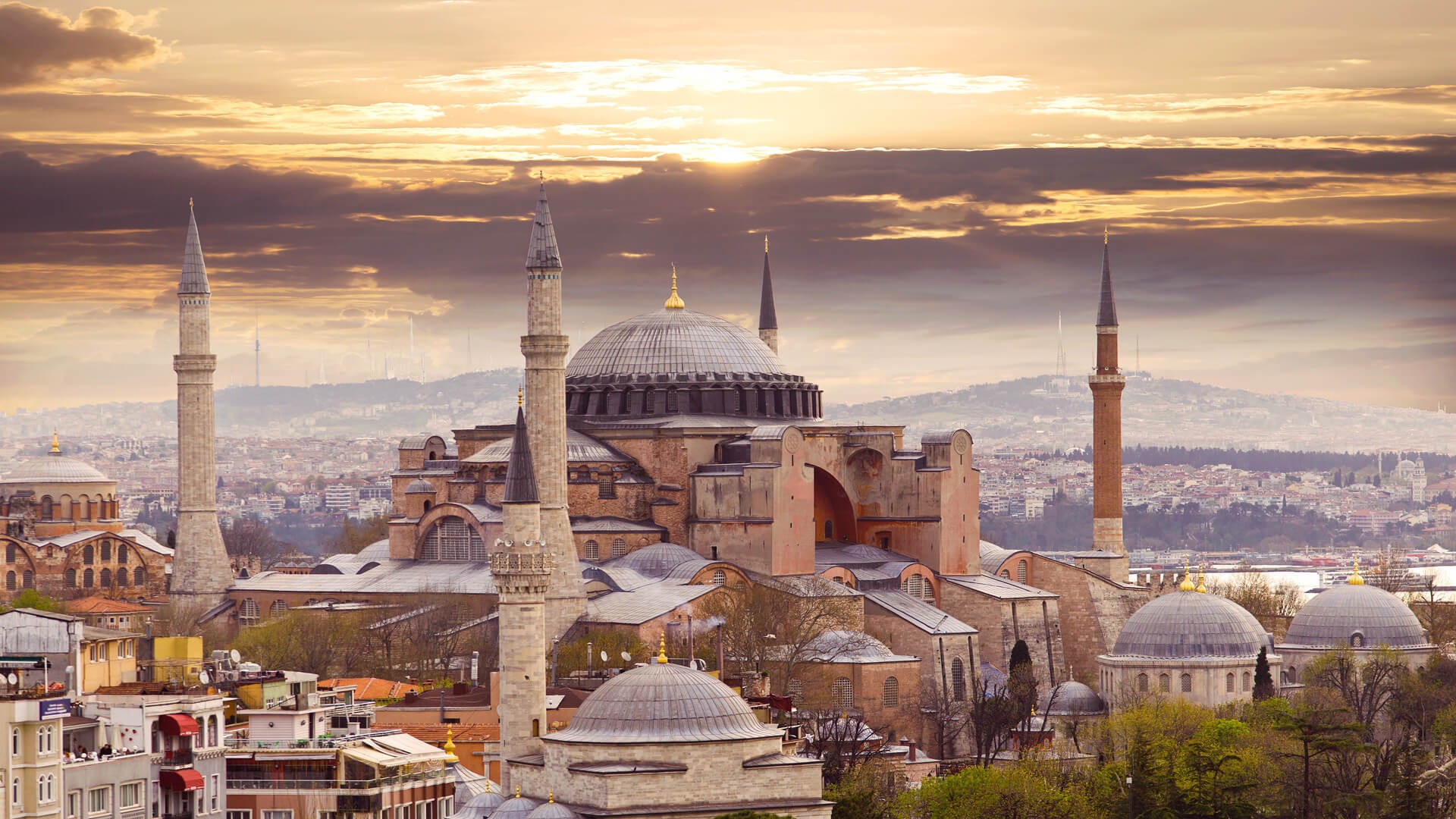 Solo woman istanbul tours